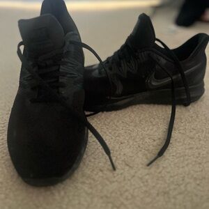 Nike Women’s- Size 11- Comfort Footbed sneakers